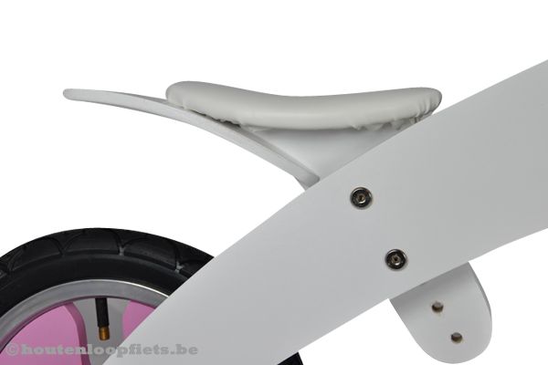 Verstelbaar zadel ( wit van kleur )