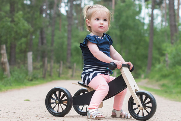 Evi is 1,5 jaar en 80 cm lang.