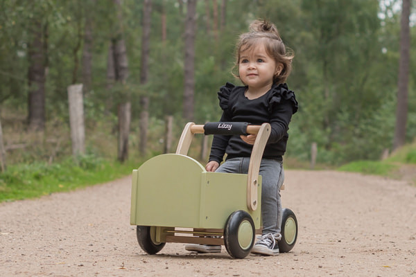 Lizzy met de optionele kinbeschermer.