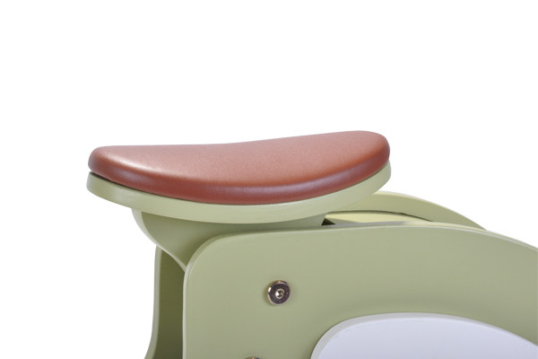 Verstelbaar zadel (29-38 cm).