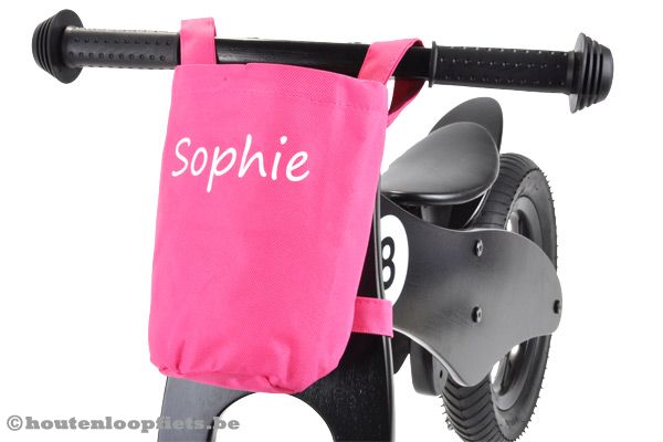 Roze stuurtas met eigen naam.