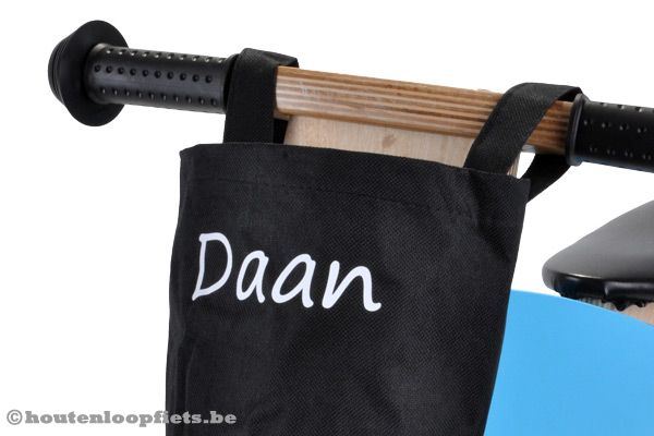 Fleur uw loopfiets op met een stuurtas.